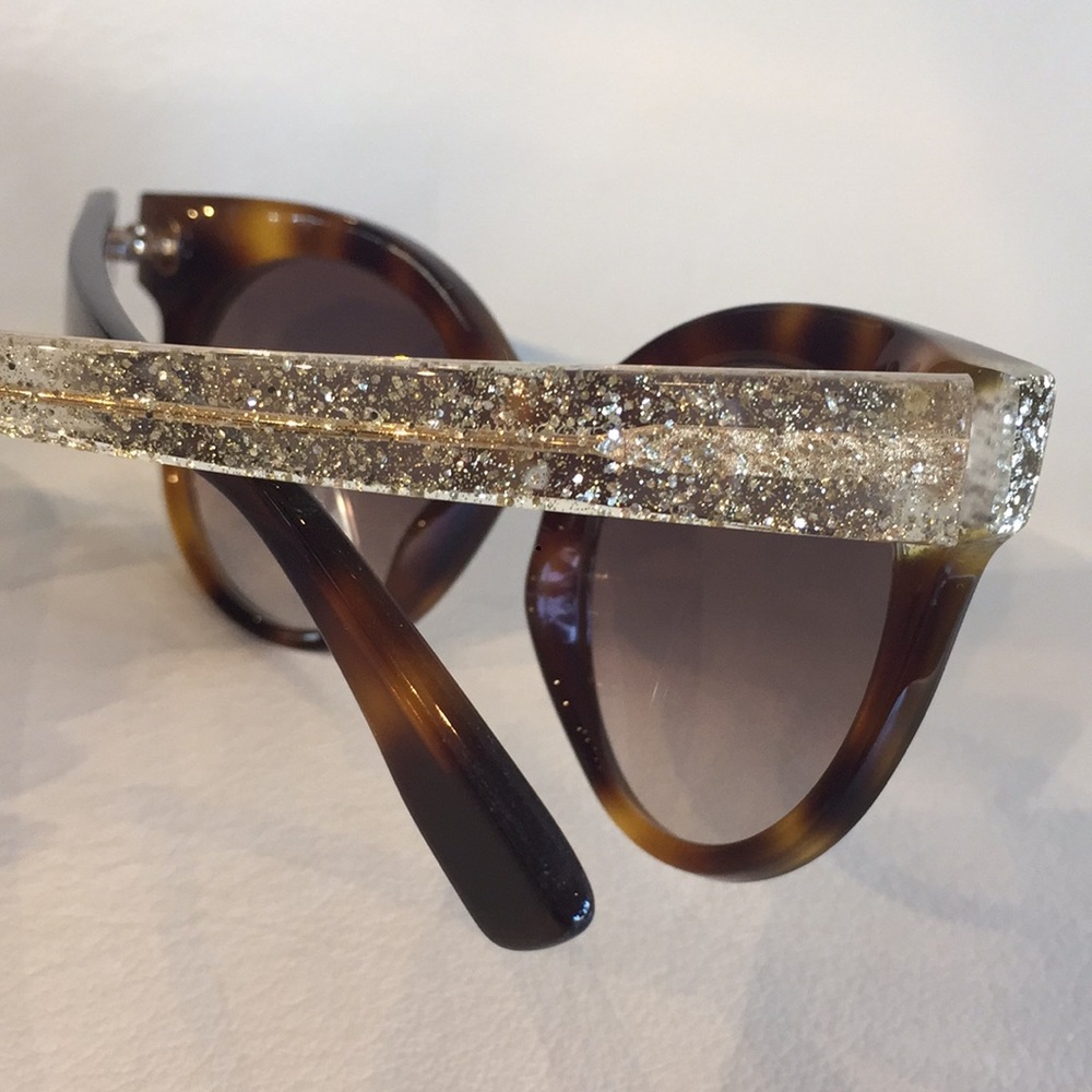 100% Authentic Sunglasses - Picture 4 of 5